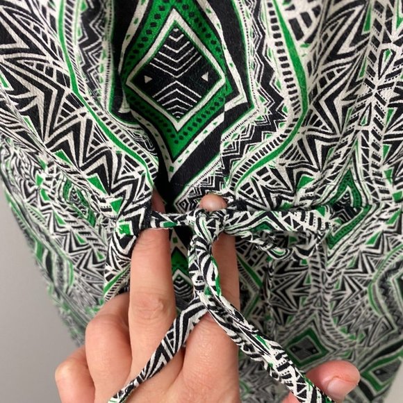 David Lawrence Size 8 Women's Shift Dress Geometric Pockets Waist Tie - Picture 4 of 10